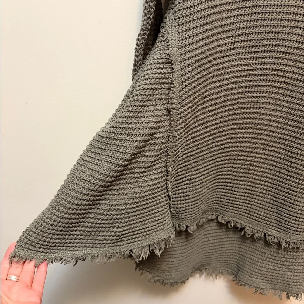 FREE PEOPLE 'Moonshine V' Oversized Cold Shoulder Sweater - Picture 4 of 7